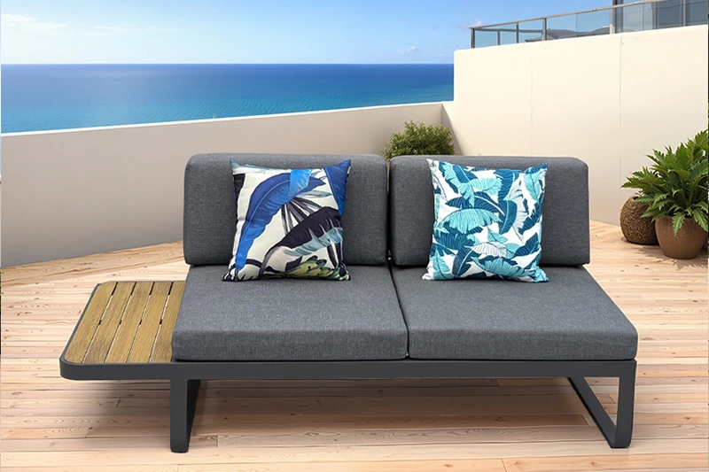 4 Seater Aluminum Frame Sofa