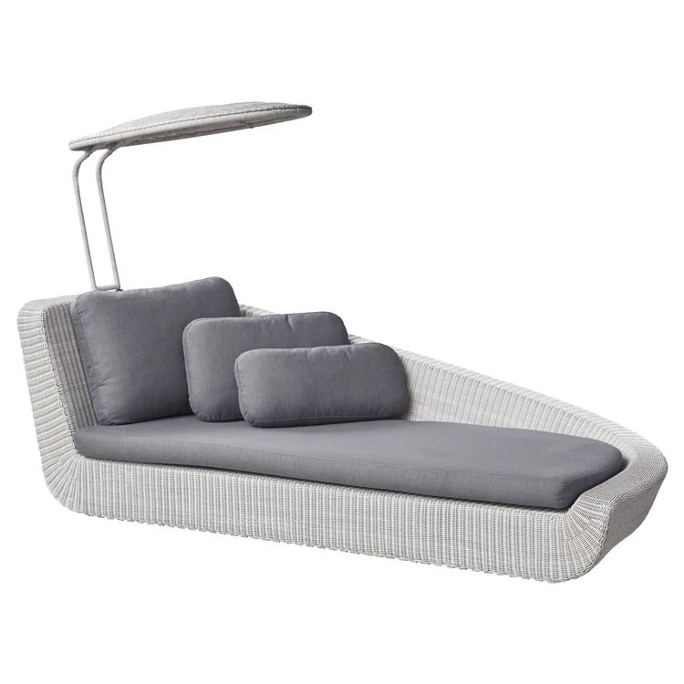 Outdoor Poolside Rattan Daybed